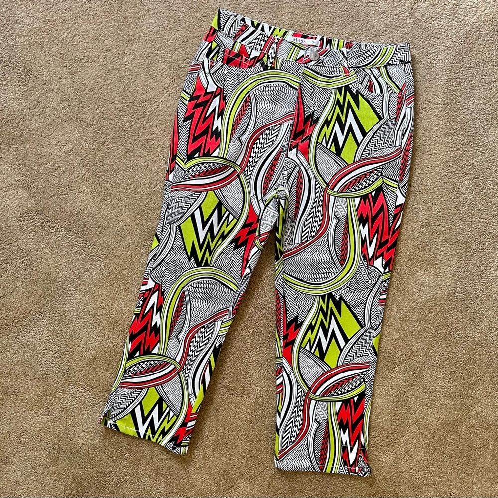 NWOT Masseys Women’s Abstract Denim Capris Cropped Pants Tribal Neon Eclectic